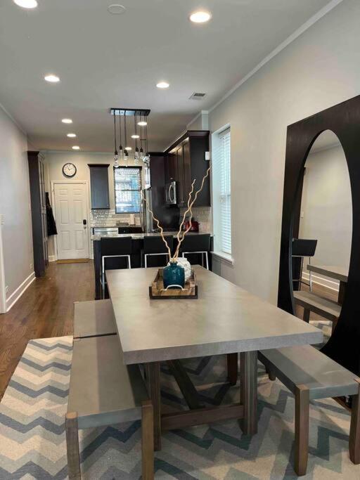 Appartement Trendy West Town Flat - 2 Bed / 1.5 Bath W Parking à Chicago Extérieur photo